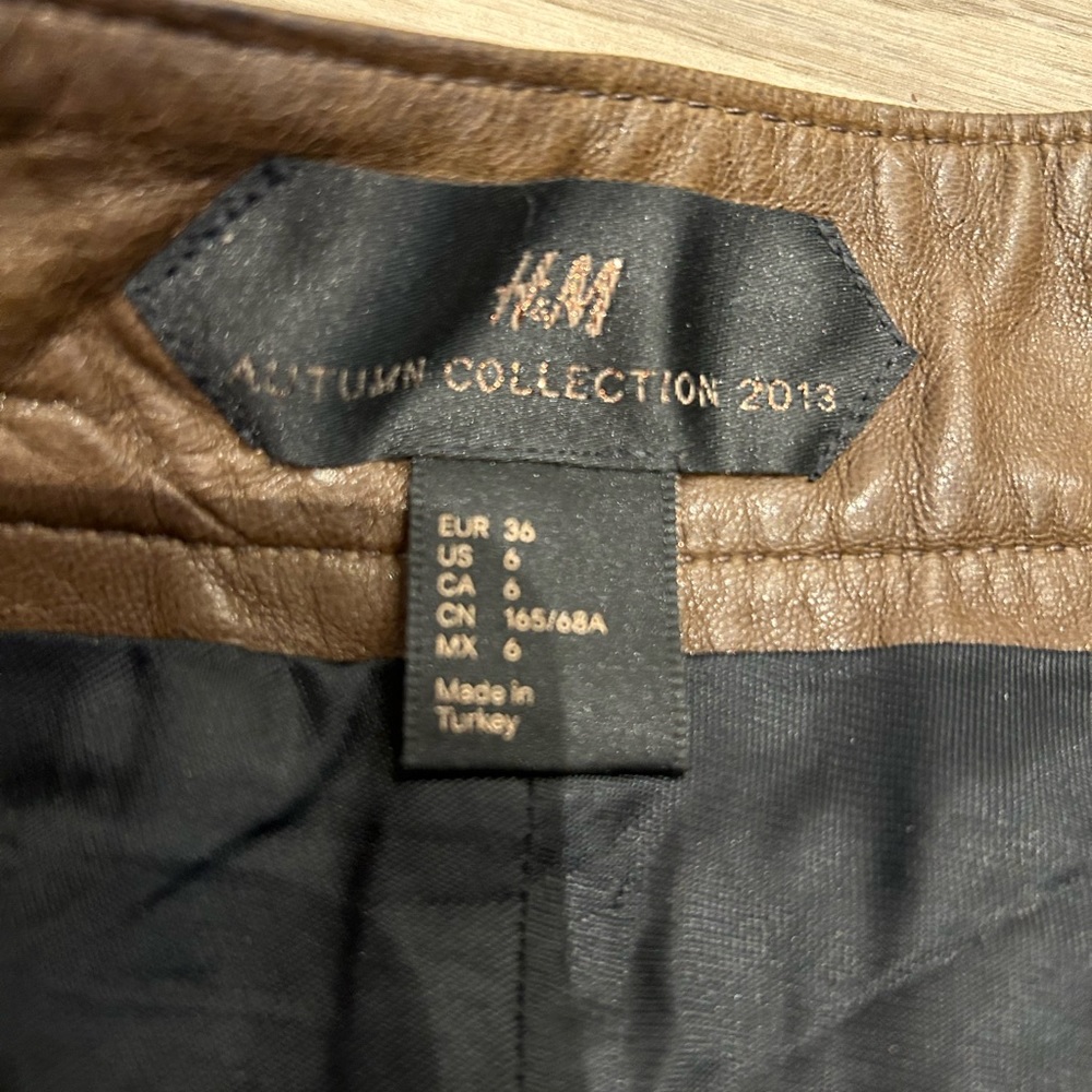 H&M leather shorts US 6 - Picture 4 of 4